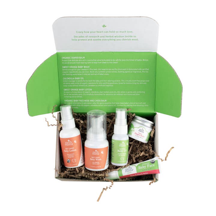 A Little Something For Baby, Earth Mama’s Organic Baby Care Gift Set, 5-Piece Travel-Size Collection