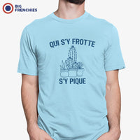 Qui S'y Frotte S'y Pique Men's Organic Cotton Tee